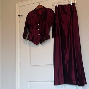 Gorgeous two piece skirt and jacket